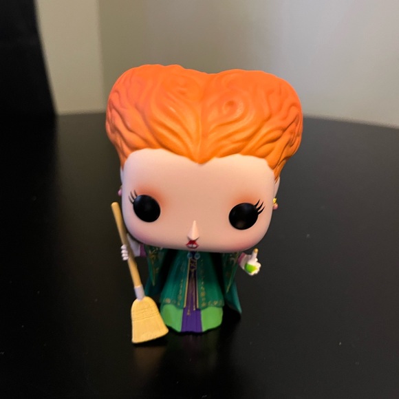 FUNKO POP! HOCUS POCUS SET OF 3 SANDERSON SISTERS SPIRIT EXCLUSIVE #433 434 435 - Picture 3 of 8